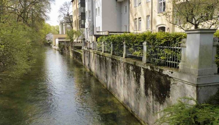 How to Build a Landscape Retaining Wall